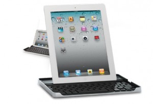 Le Logitech Keyboard Case conçu par Zagg.