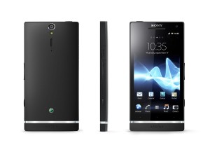 Le Sony Xperia S avec tuner FM, HDMI, NFC et 12 millions de pixels...