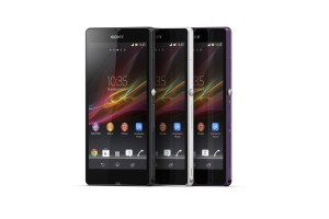 Le Sony Xperia Z est disponible en trois couleurs. Le Sony Xperia Z est disponible en trois couleurs.